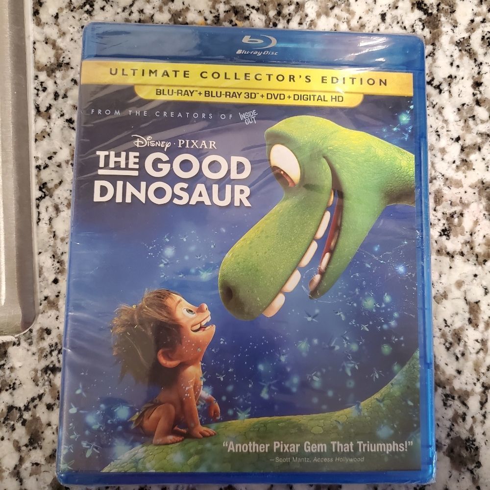Good Dinosaur Blu-ray New in plastic